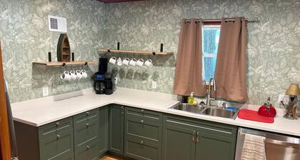 Restored 1930s Lodge | Sleeps 11 | Fireplace | Pickleball | Near Devil's Lake