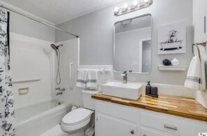 Bathroom - Stylish 2BR Master Retreat-Fully Furnished—Near Meta (West Monroe)