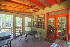 Inviting Screened in Porch with Blackstone Grill and Outdoor Seating - The Cardinal at Buckhorn Hollow (McEwen)
