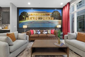 Custom Grand Ole Opry Mural, Fireplace + Smart TV - Elegant Nash Karaoke Haven w/ Rooftop Fire Table (Nashville)