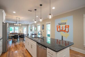 Dining - Winter Retreat: Hot Tub|Arcade|Near BWAY|Parking (Nashville)