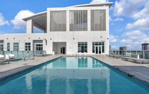 Pool - 28th Fl. Loft in DWTN Miami w/ Sunset Views (Miami)