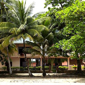 Exterior - Le Grande Almandier (Grande Riviere)