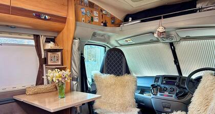 Affordable motorhome @ the beach