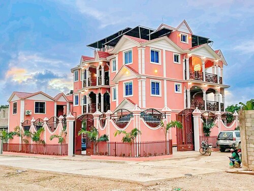 Tranquil 1-bedroom apartment with AC in Cap-Haitien