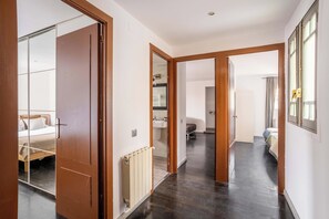 Room - The Collection - 3BD Penthouse in Plaza España (Barcelona)