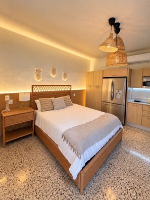 Room - Vrbo Property (San Juan)