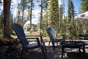 Terrace/patio - Gatsby Riverside Dome | Romantic Rustic Escape (Calgary)