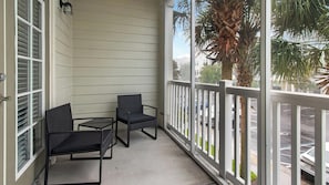 Property grounds - Landing | Stunning 1BD, Clubhouse, Gym (Jacksonville)