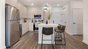 Private kitchen - Landing | Incredible 2BD in North Kissimmee (Kissimmee)