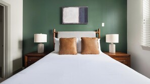 Room - Landing | Stunning 1BD, Gym (Birmingham)
