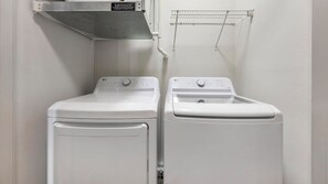Interior - Landing | Stunning 2BD, Gym (Birmingham)