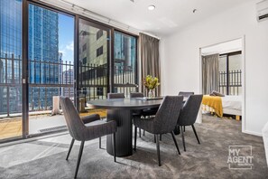 Dining - Riverside Family Getaway (Melbourne)