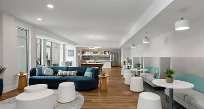 Landing | Amazing 2BD, Gym, Courtyard