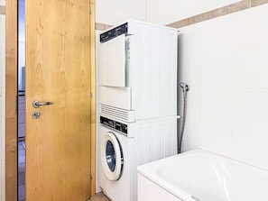 Bathroom / Wellness - 3BR Finja by Interhome (St Niklaus)