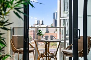 Interior - Gorgeous 2 Bedroom by Marvel (Docklands)