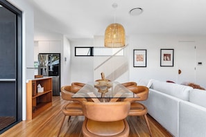 Interior - Palm Beach Oasis a comfortable three-bedroom townhouse (Palm Beach)