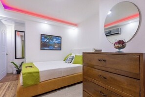 Room - Getaway room with shared Jacuzzi in the center (Sosúa)