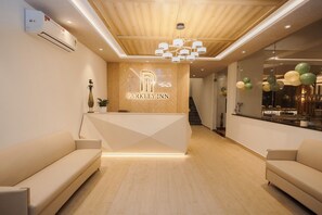 Lobby - Hotel Parkley Inn (Nanital)