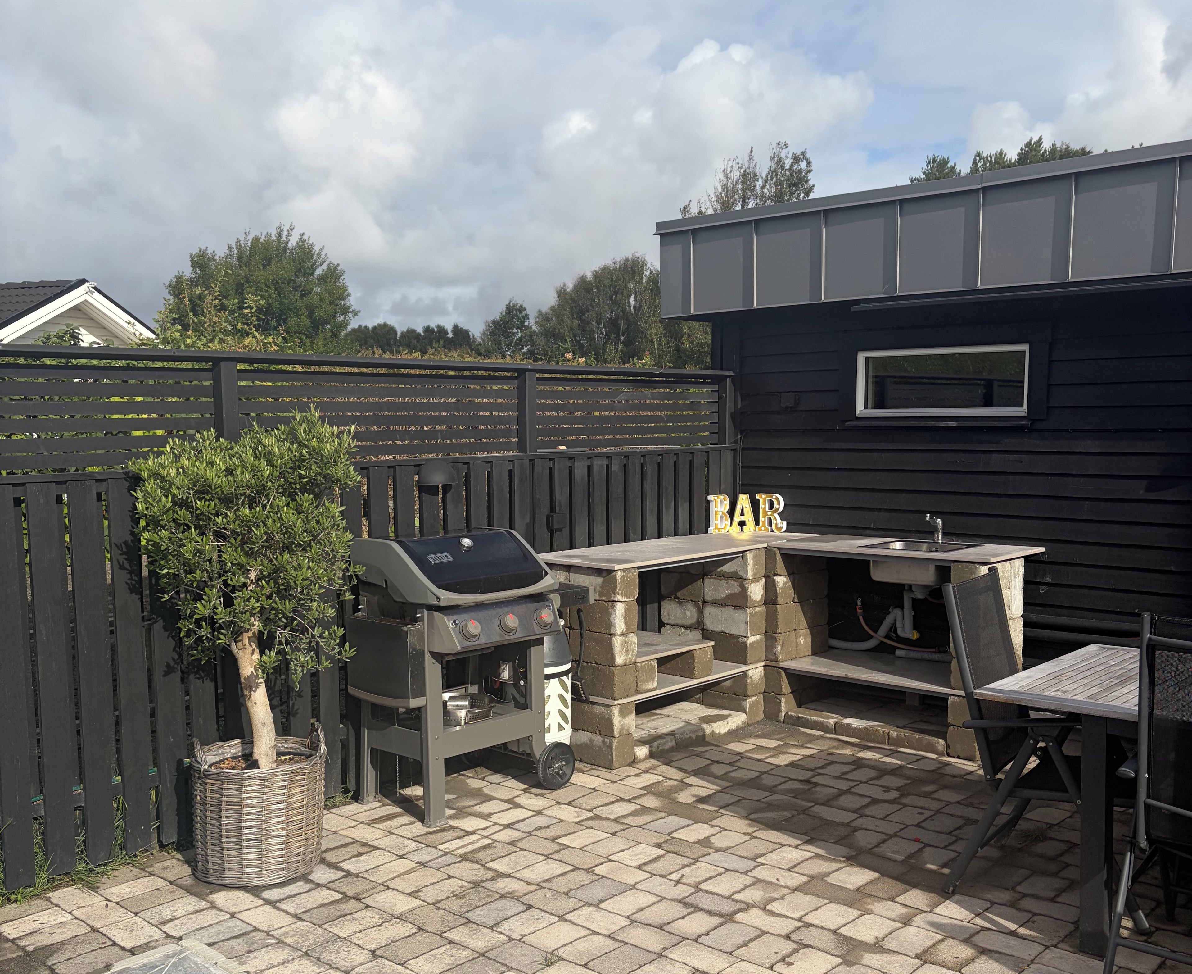 Outdoor dining