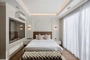 Interior - 3br Luxurious Villa Gold Chariott (Bangtao)