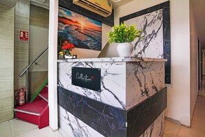 Lobby - Capital O PARK RESIDENCY (Mumbai)