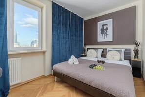 Room - Lumina 2BR Apt w/ Balcony in the Center (Warszawa)