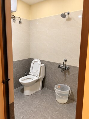 Bathroom - Hotel Oasis (Coimbatore)