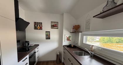 New, Comfortable Vacation Rental for Families and Friends – 3 Minutes from the Beach