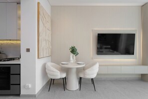 Dining - Stylish City Stay in Peninsula Four (Dubai)