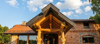 A NEW MANOR for families & friends (up to 20 people), surrounded by nature