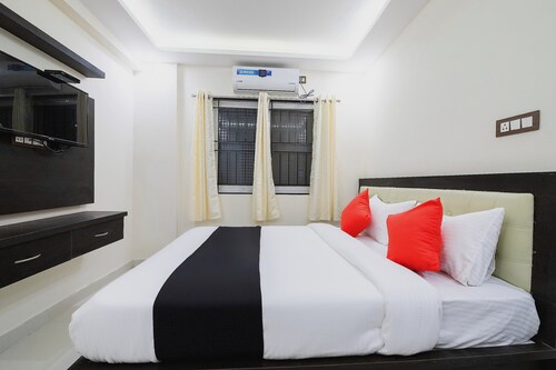 Capital O Regal suites