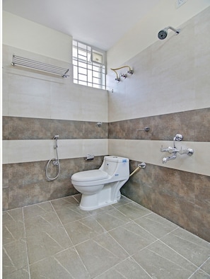 Bathroom - Hotel O With Inn (Bangalore)