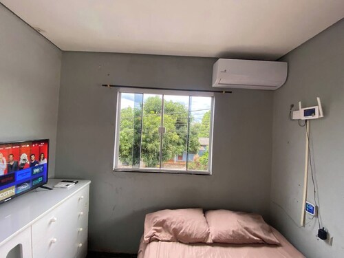 Comfortable place in Guaíra, easy access to Paraguay and central location.