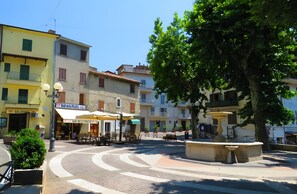 Esterni