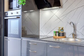 Private kitchen - Villa Sol Apartment, a Home in Madeira (Ponta do Sol)
