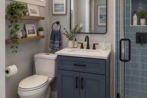 Bathroom - Ocean Beach Studio- Lakefront Escape on Clarklake (clarklake)