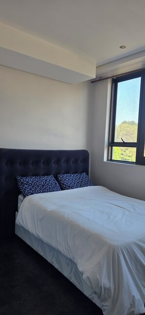 Room - Room-cozy Apartment Rental in Germiston (Germiston)