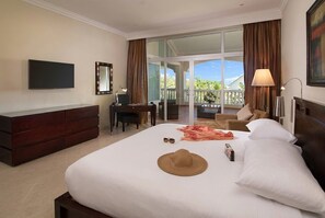 Room - Presidencial Suites All Inclusive (Bahia De Cofresi)