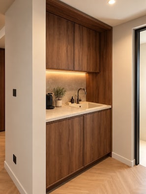 Interior - ROI House (Athina)