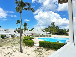 Pool - New Listing (Marigot)