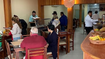 مطعم