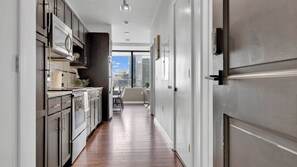 Entrance Door - Luxury 1BD | Downtown Dallas | Pool+Gym (Dallas)