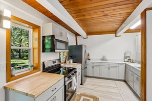 Private kitchen - Gem of an A-Frame; 10 minutes from Downtown Dells (Wisconsin Dells)