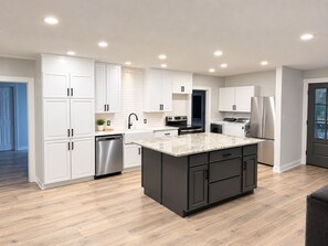 Private kitchen - Peaceful 3-bedroom house in Lake Tawakoni (Quinlan)