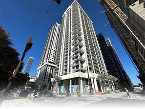 Exterior - The Crosby Miami Private Luxury Suites (Miami)