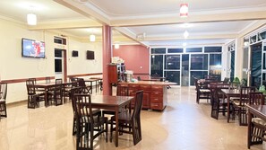 Dining - NEXUS RESORTS HOTEL HERITAGE (Nansana)