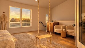 Room - Dallas Corporate Stay with Rooftop (Dallas)