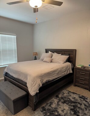 Room - Fantastic 4-bedroom house with AC in delightful El Paso (El Paso)