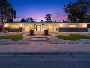 Exterior - The Sunningdale, Albuquerque (Albuquerque)